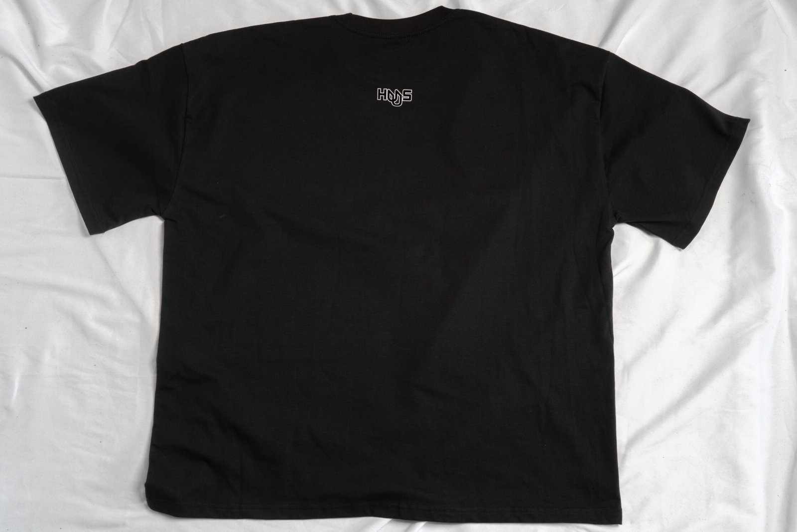 HUS OVERSIZED CLASSIC TEE