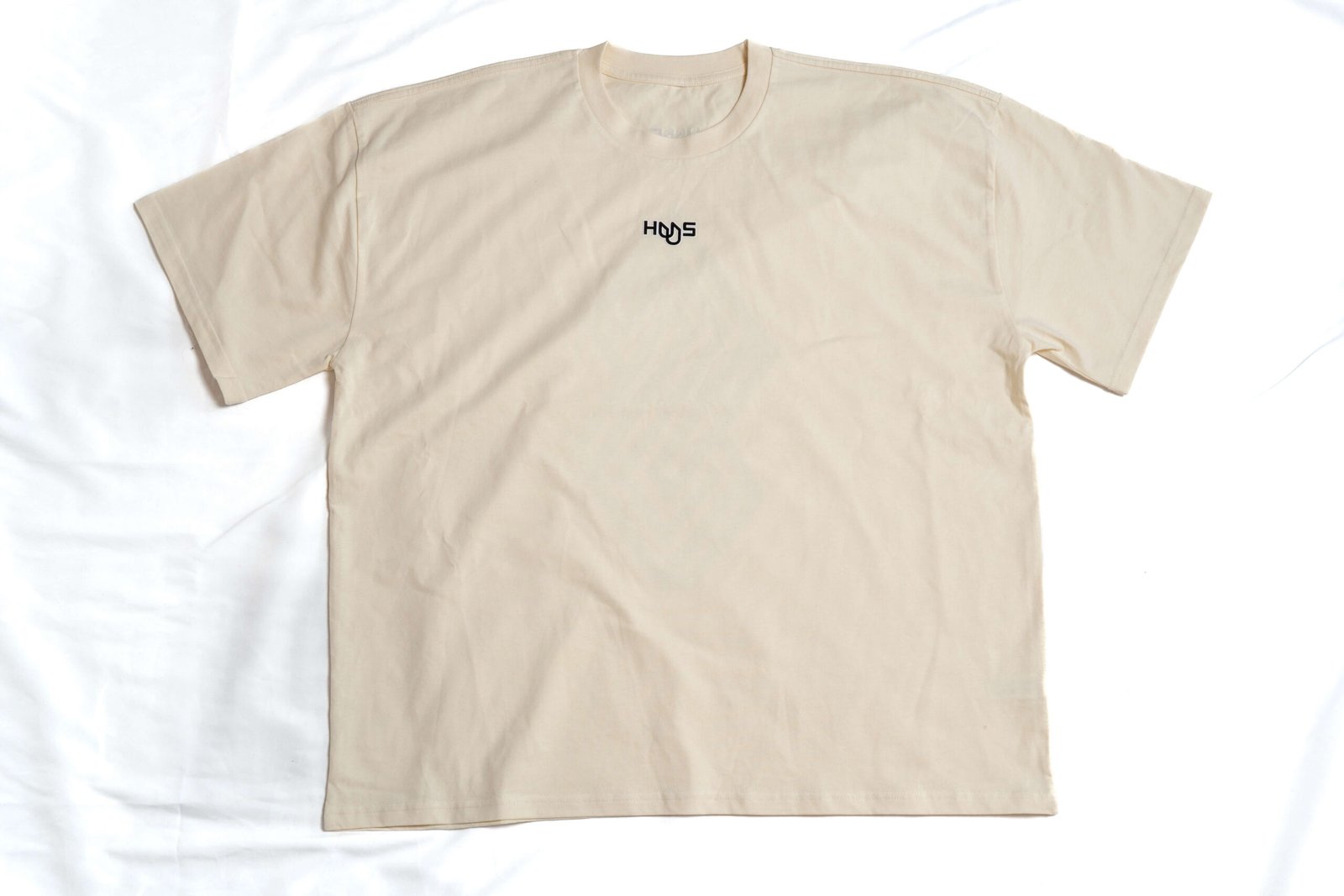 HUS OVERSIZED CLASSIC TEE - Image 6